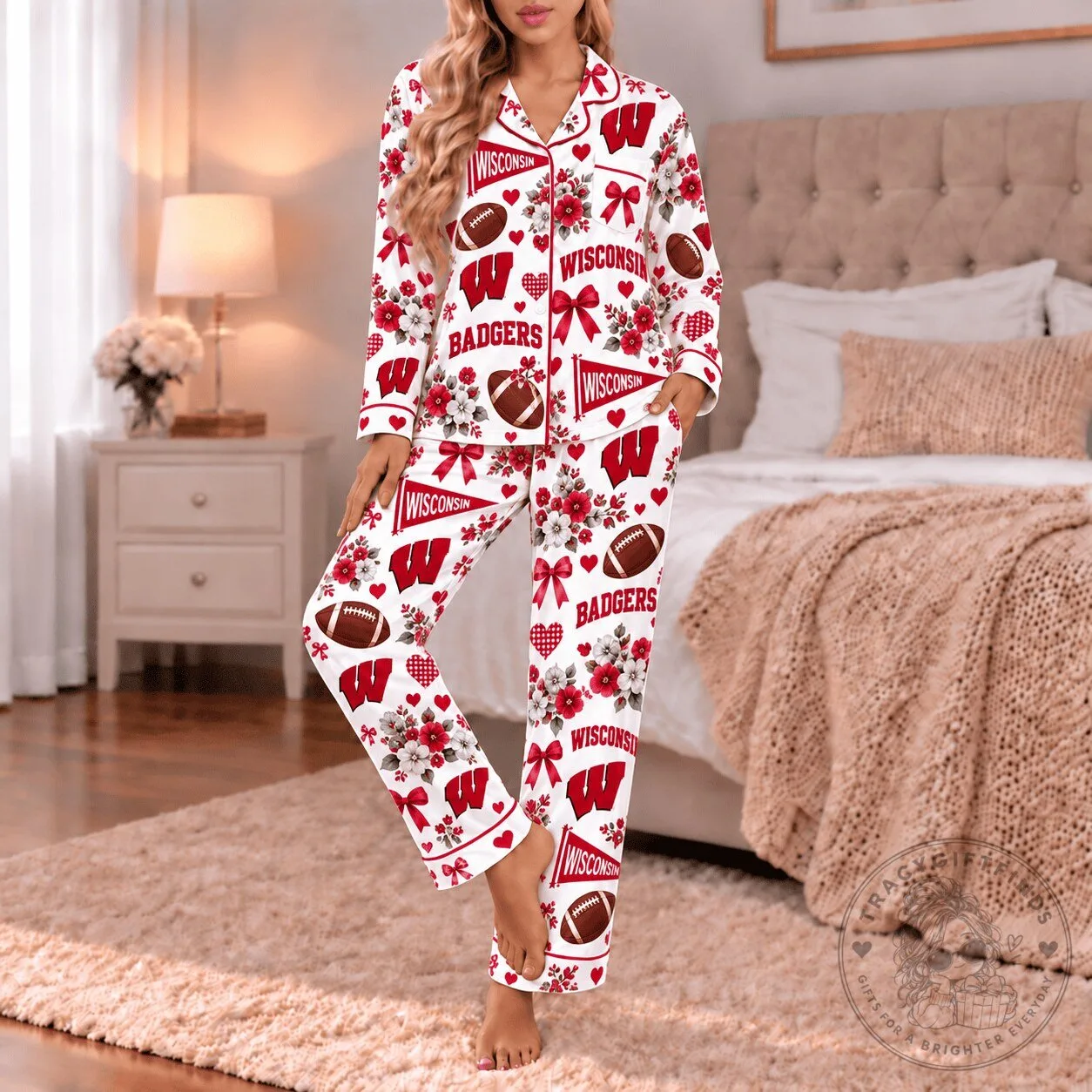 Wisconsin Badgers Football Floral Pattern Pajamas Set For Women