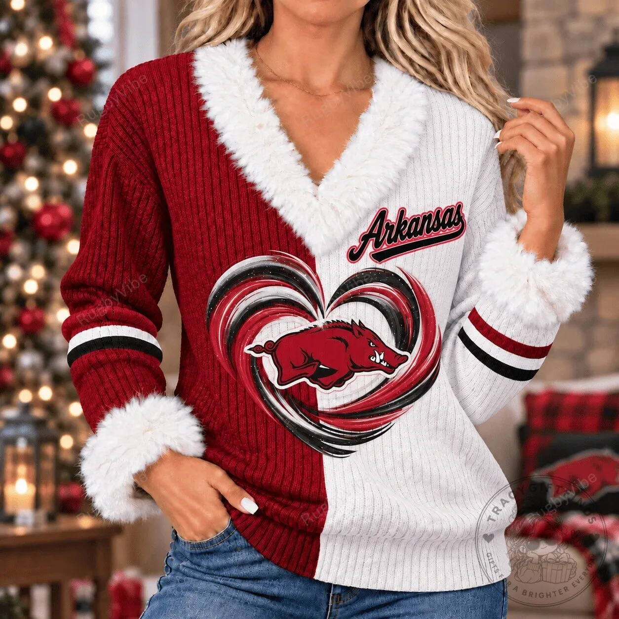 Arkansas Razorbacks Women's Christmas Heart Design Long Sleeve Sweater